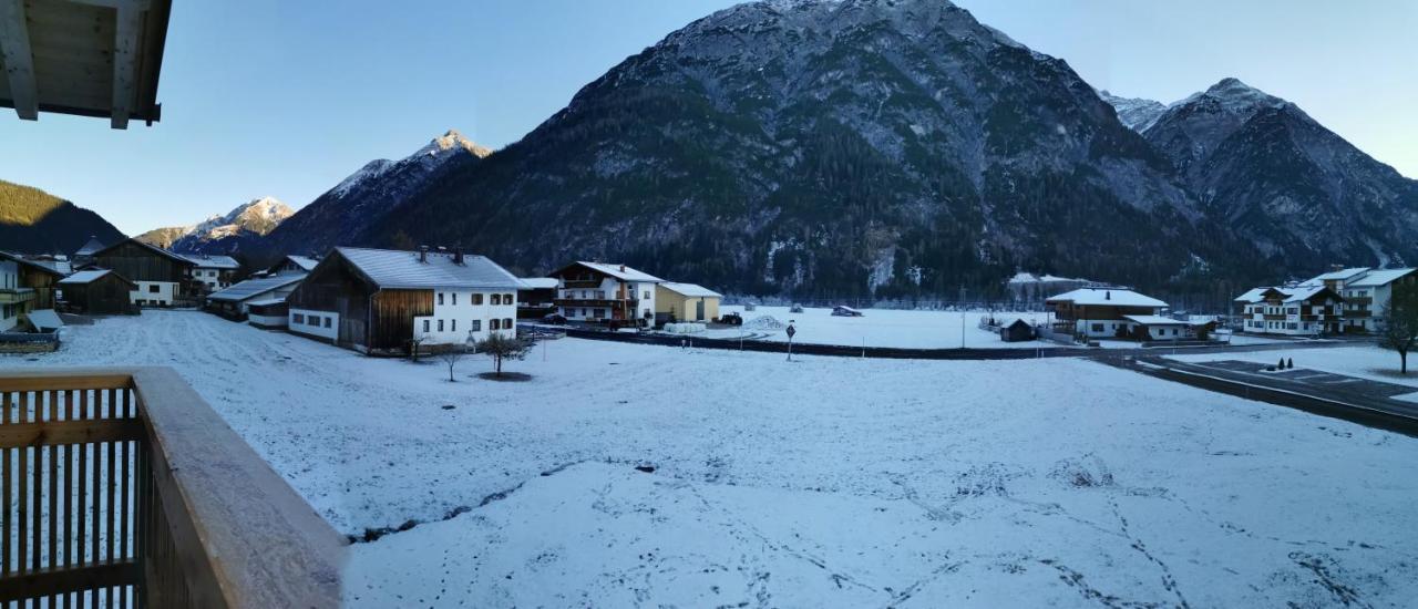 Appartement Bergfuier Holzgau Kültér fotó